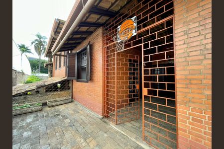 Casa à venda com 550m², 6 quartos e 8 vagasvaranda