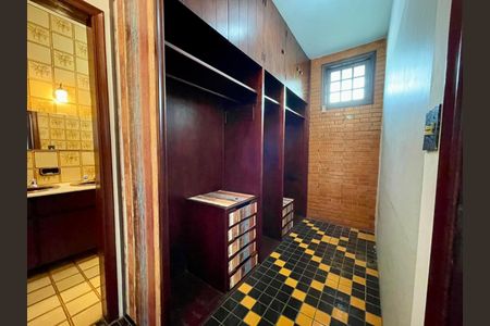 Casa à venda com 550m², 6 quartos e 8 vagascloset