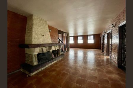 sala de casa à venda com 6 quartos, 550m² em São Luiz, Belo Horizonte