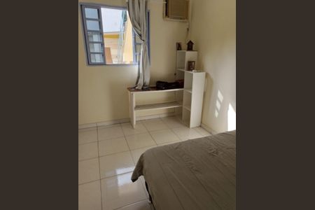 Quarto de casa para alugar com 1 quarto, 52m² em Guaratiba, Rio de Janeiro