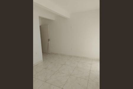 Sala de casa para alugar com 1 quarto, 52m² em Guaratiba, Rio de Janeiro