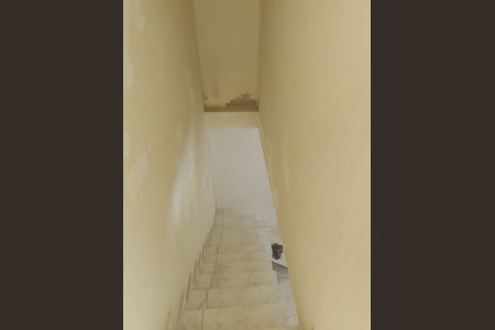 Corredor de casa para alugar com 1 quarto, 52m² em Guaratiba, Rio de Janeiro