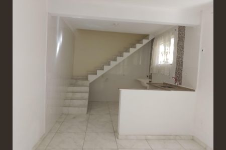 Sala de casa para alugar com 1 quarto, 52m² em Guaratiba, Rio de Janeiro