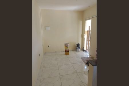 Sala de casa para alugar com 1 quarto, 52m² em Guaratiba, Rio de Janeiro