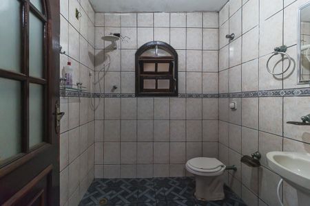 Banheiro de kitnet/studio para alugar com 1 quarto, 295m² em Jardim Aurea, Poá