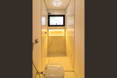 Casa à venda com 550m², 4 quartos e 4 vagas Casa à venda com 550m², 4 quartos e 4 vagasBanheiro Suíte 2