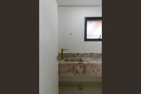 Casa à venda com 550m², 4 quartos e 4 vagas Casa à venda com 550m², 4 quartos e 4 vagasLavabo