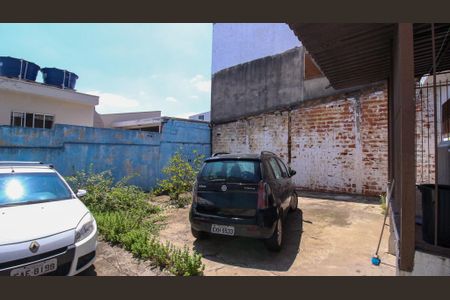 Casa à venda com 250m², 2 quartos e 6 vagas