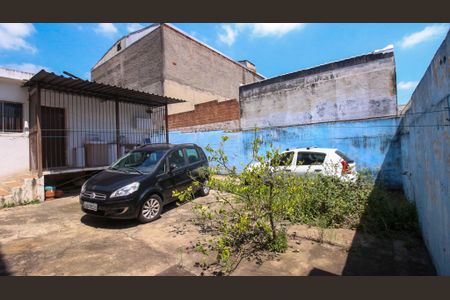 Casa à venda com 250m², 2 quartos e 6 vagas