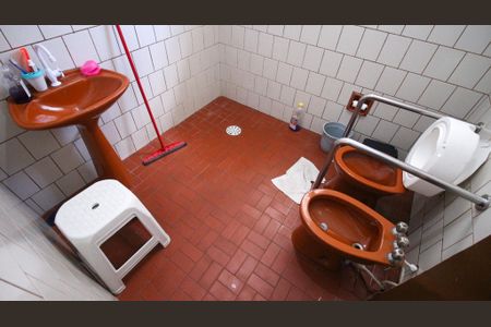 Casa à venda com 250m², 2 quartos e 6 vagas