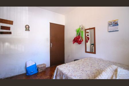 Casa à venda com 250m², 2 quartos e 6 vagas