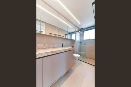 Apartamento para alugar com 82m², 1 quarto e 2 vagas Apartamento para alugar com 82m², 1 quarto e 2 vagasBanheiro da Suíte
