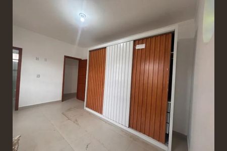 Casa para alugar com 230m², 4 quartos e 2 vagas