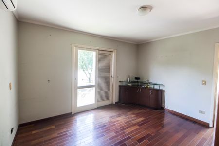 Casa de condomínio à venda com 400m², 4 quartos e 4 vagasSuíte 2