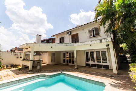 Casa de condomínio à venda com 400m², 4 quartos e 4 vagasPiscina
