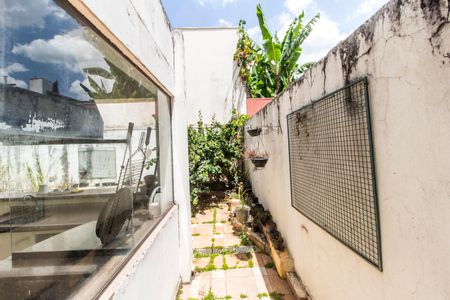 Casa de condomínio à venda com 400m², 4 quartos e 4 vagasCorredor