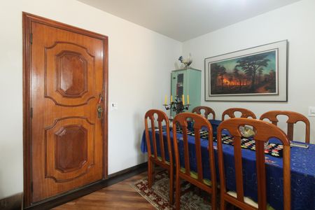 Apartamento à venda com 141m², 3 quartos e 1 vagaSala 