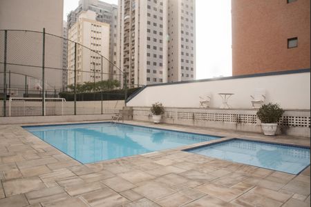 Apartamento à venda com 120m², 3 quartos e 2 vagasÁrea comum - Piscina