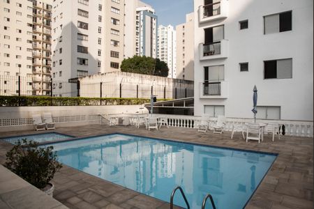 Apartamento à venda com 120m², 3 quartos e 2 vagasÁrea comum - Piscina