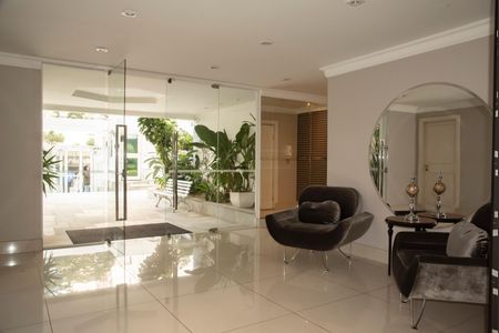 Apartamento à venda com 120m², 3 quartos e 2 vagasHall social