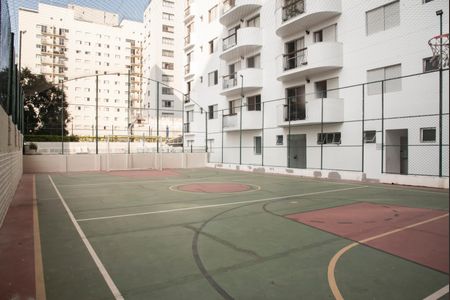 Apartamento à venda com 120m², 3 quartos e 2 vagasÁrea comum - Quadra esportiva