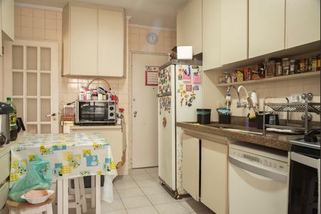 Apartamento à venda com 120m², 3 quartos e 2 vagasCozinha