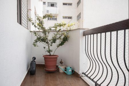 Apartamento à venda com 120m², 3 quartos e 2 vagasVaranda