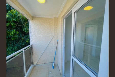 Varanda da Sala de apartamento para alugar com 2 quartos, 48m² em Jardim Santa Cecilia, Guarulhos