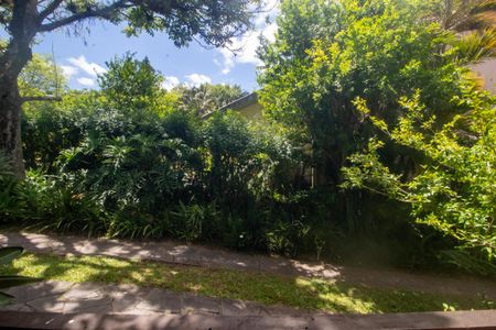 Casa à venda com 940m², 4 quartos e 6 vagas Casa à venda com 940m², 4 quartos e 6 vagasVista Varanda