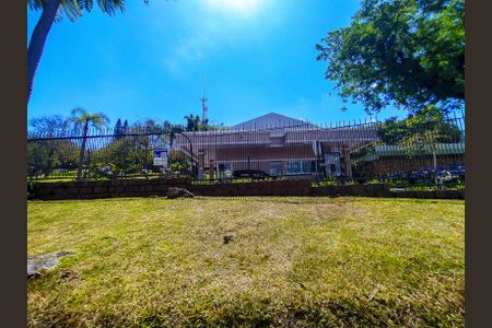 Casa à venda com 940m², 4 quartos e 6 vagas Casa à venda com 940m², 4 quartos e 6 vagasPlaca