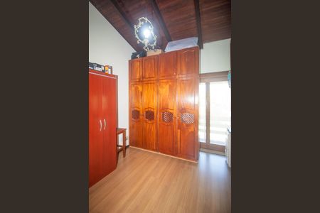 Casa à venda com 940m², 4 quartos e 6 vagas Casa à venda com 940m², 4 quartos e 6 vagasCloset Suite 3