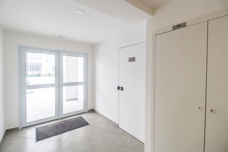 Apartamento para alugar com 42m², 2 quartos e 1 vagaHall de entrada