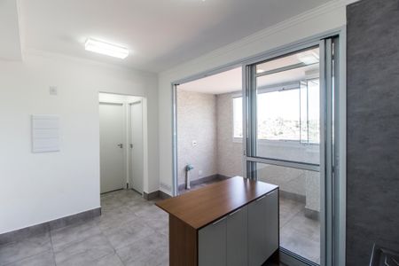Sala  de apartamento para alugar com 2 quartos, 42m² em Vila Sul Americana, Carapicuíba
