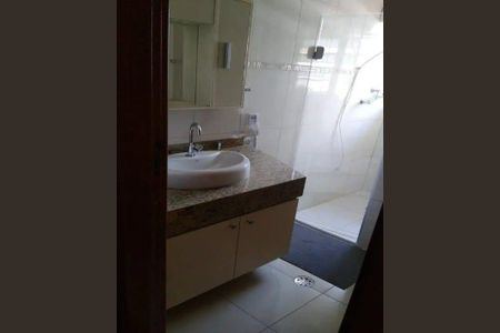 Casa à venda com 3 quartos, 242m² em Vila Caminho do Mar, São Bernardo do Campo