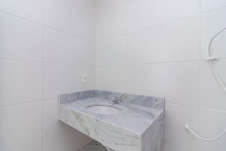 Apartamento para alugar com 31m², 1 quarto e sem vaga Apartamento para alugar com 31m², 1 quarto e sem vagaBanheiro