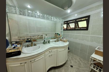 Casa à venda com 4 quartos, 376m² em Residencial Seis (Alphaville), Santana de Parnaíba