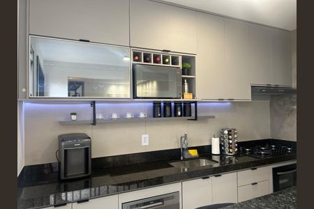 Apartamento à venda com 2 quartos, 62m² em Jardim Riacho das Pedras, Contagem