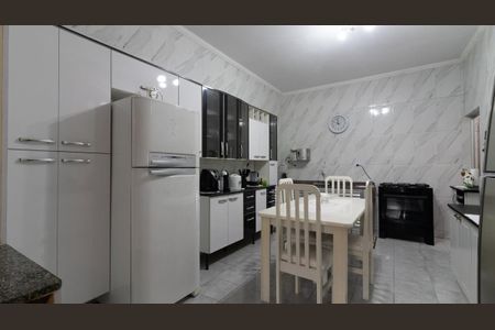 Casa à venda com 300m², 5 quartos e 5 vagasCozinha