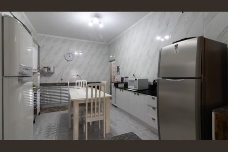Casa à venda com 300m², 5 quartos e 5 vagasCozinha