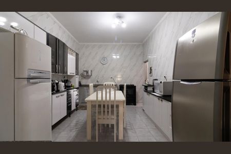 Casa à venda com 300m², 5 quartos e 5 vagasCozinha