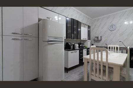 Casa à venda com 300m², 5 quartos e 5 vagasCozinha