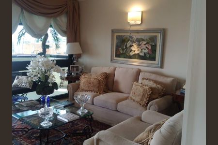 Apartamento para alugar com 4 quartos, 200m² em Indianópolis, São Paulo