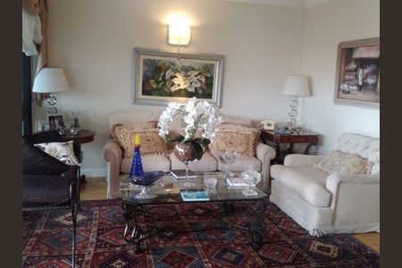 Apartamento para alugar com 4 quartos, 200m² em Indianópolis, São Paulo