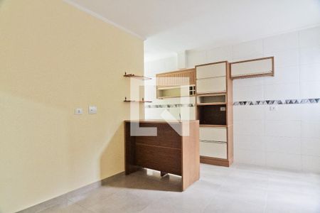 Sala de apartamento para alugar com 2 quartos, 65m² em Vila Mangalot, São Paulo