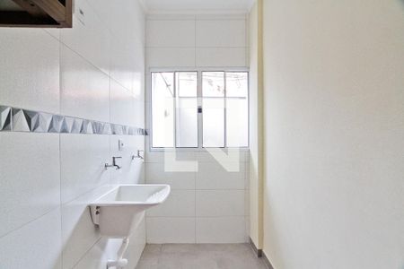 Apartamento para alugar com 65m², 2 quartos e sem vagaÁrea de serviço
