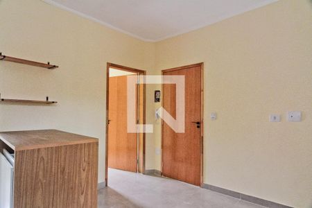 Sala de apartamento para alugar com 2 quartos, 64m² em Vila Mangalot, São Paulo