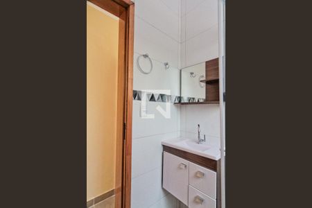 Apartamento para alugar com 64m², 2 quartos e sem vagaBanheiro