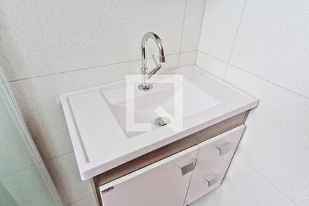 Apartamento para alugar com 65m², 2 quartos e sem vagaBanheiro