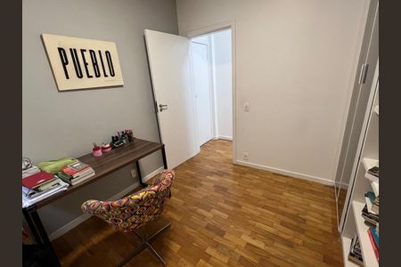 Apartamento à venda com 105m², 3 quartos e 1 vagaquarto 2