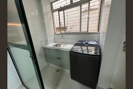 Apartamento à venda com 105m², 3 quartos e 1 vagaÁrea de Serviço